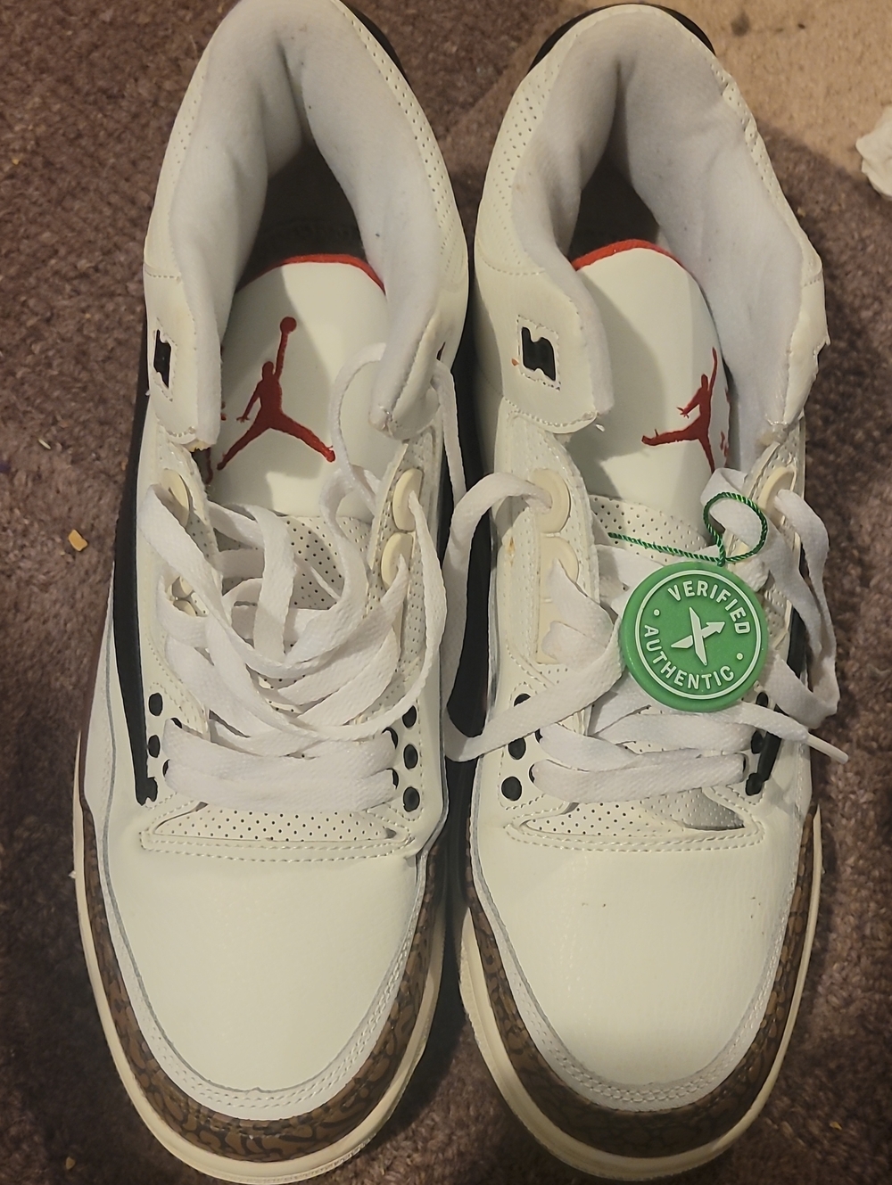 Nike White Black Red Air Jordan 3 Style Sneakers Travis Scott Like New. no box